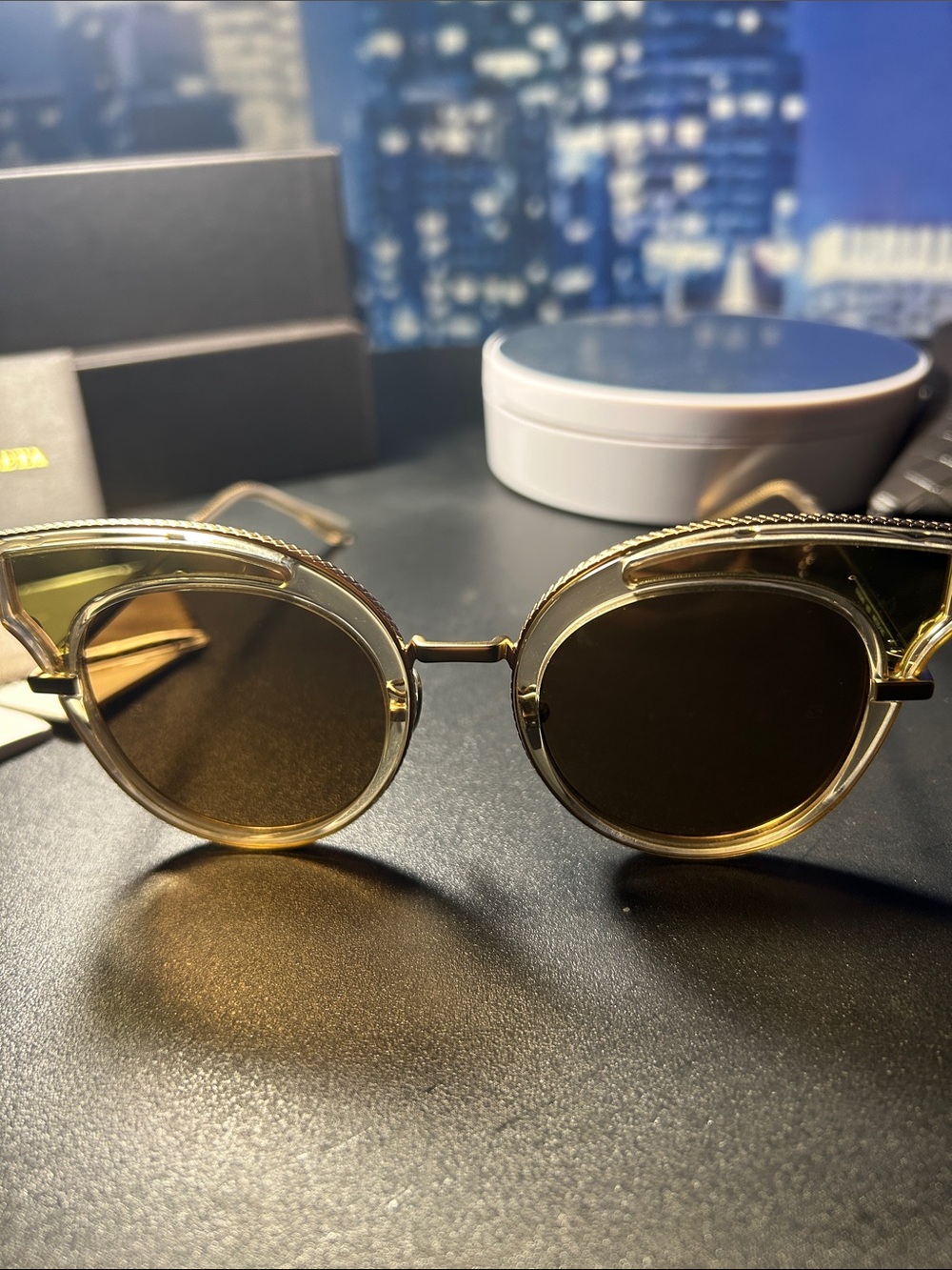 Bottega Veneta Gold Frame Sunglasses with Brown Lenses - Picture 4 of 8
